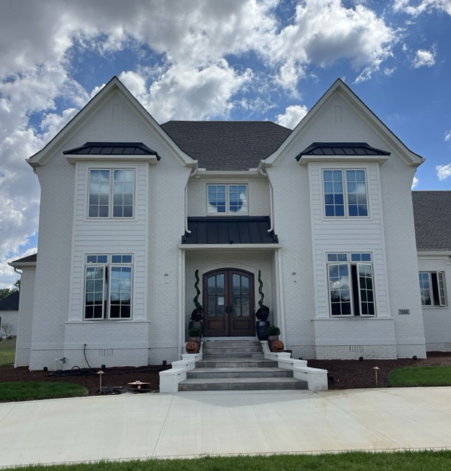white henon house